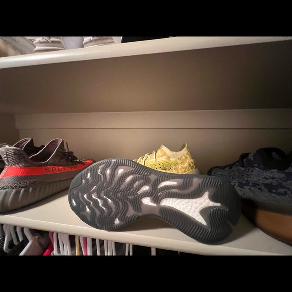 Yeezys - Picture 5 of 6